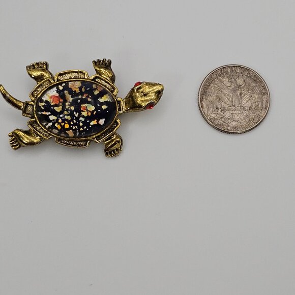 VTG Brooch Turtle Gold Tone Glass Cabochon Red Eye Whimsical Sea Creature Pin - Picture 10 of 12